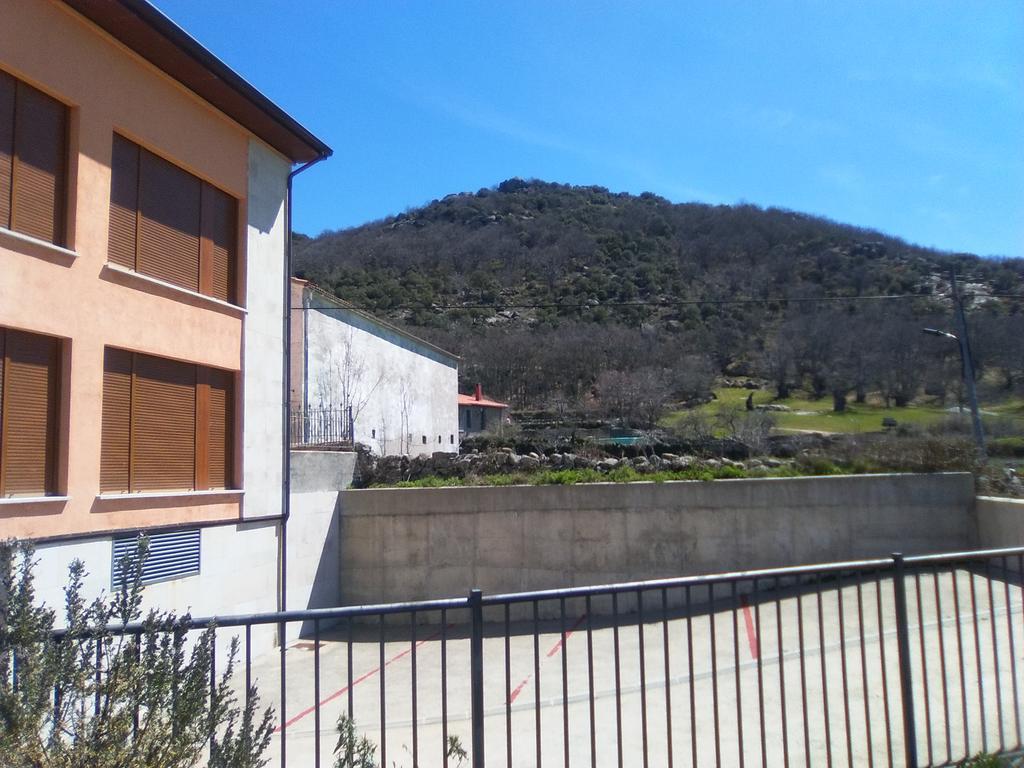 Apartamentos La Covatilla Neila de San Miguel Ngoại thất bức ảnh
