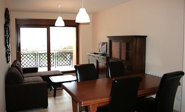 Apartamentos La Covatilla Neila de San Miguel Ngoại thất bức ảnh