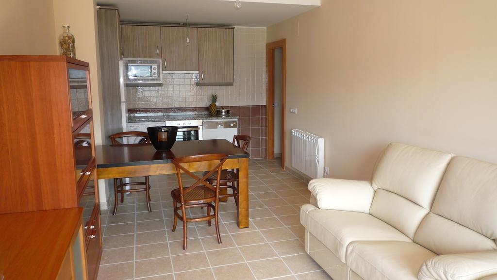 Apartamentos La Covatilla Neila de San Miguel Ngoại thất bức ảnh